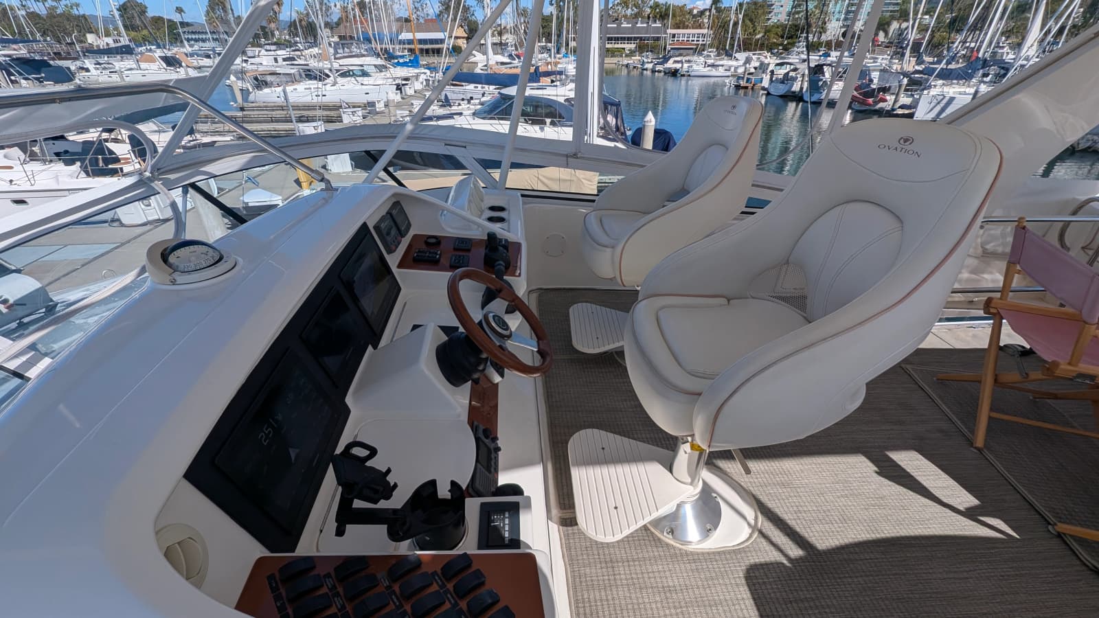2010 Ovation Flybridge - Photo 30