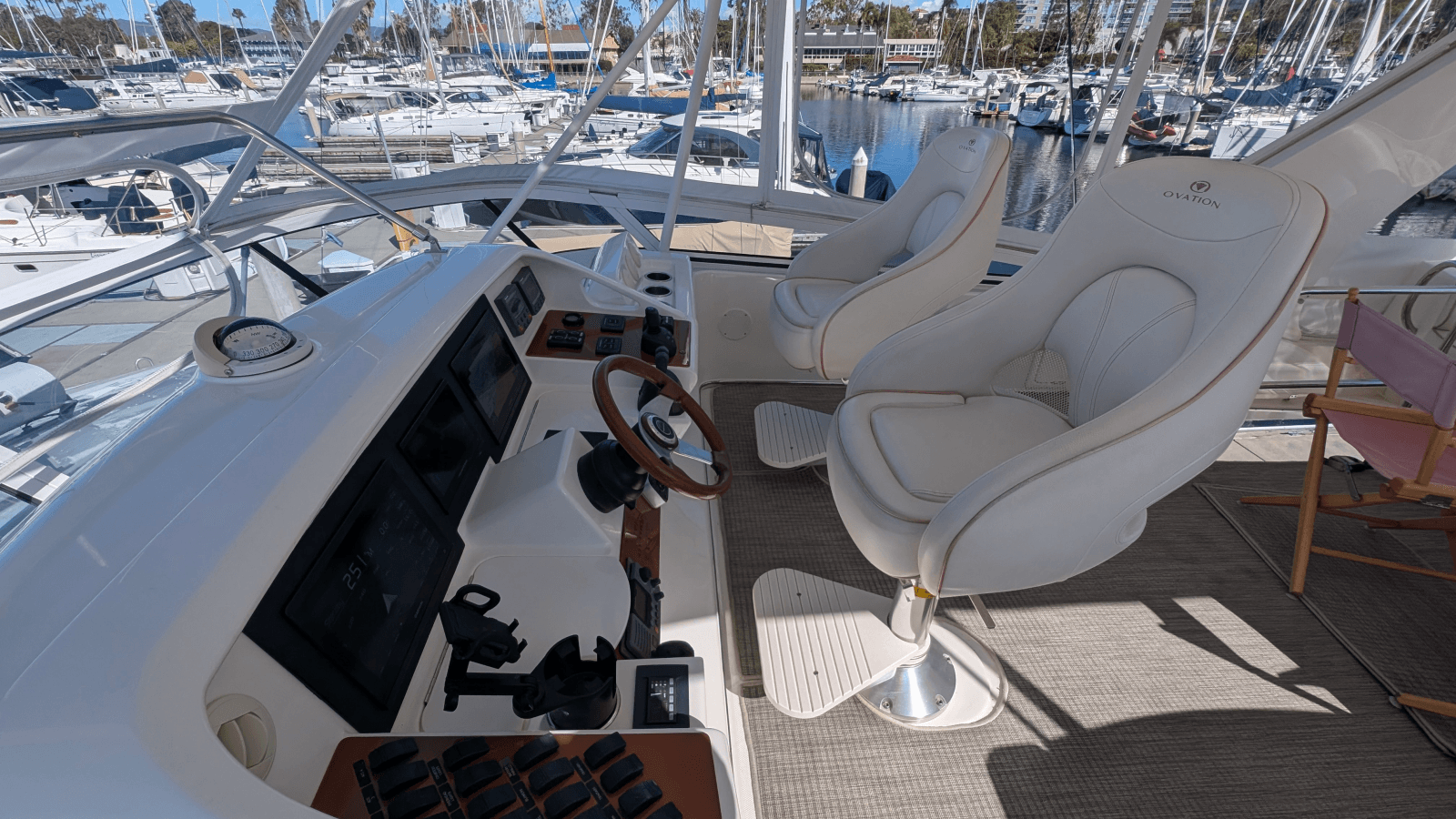 2010 Ovation Flybridge - Photo 30