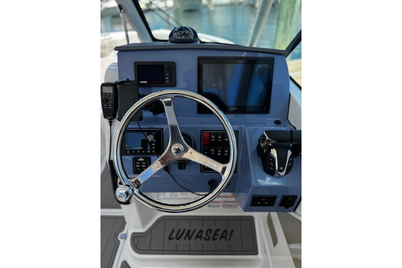 2023 Pursuit DC 266 Dual Console - Photo 20