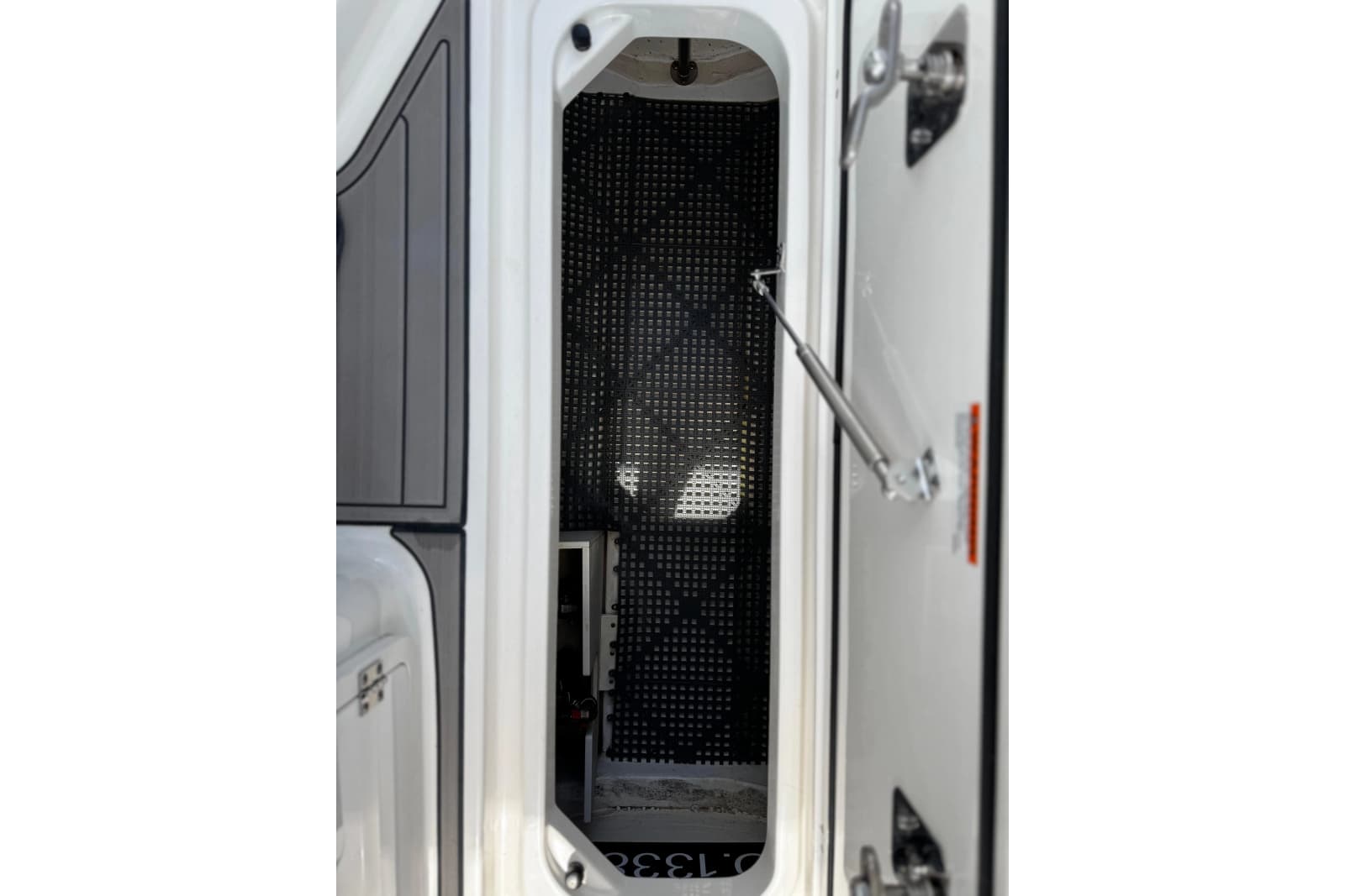 2023 Pursuit DC 266 Dual Console - Photo 24