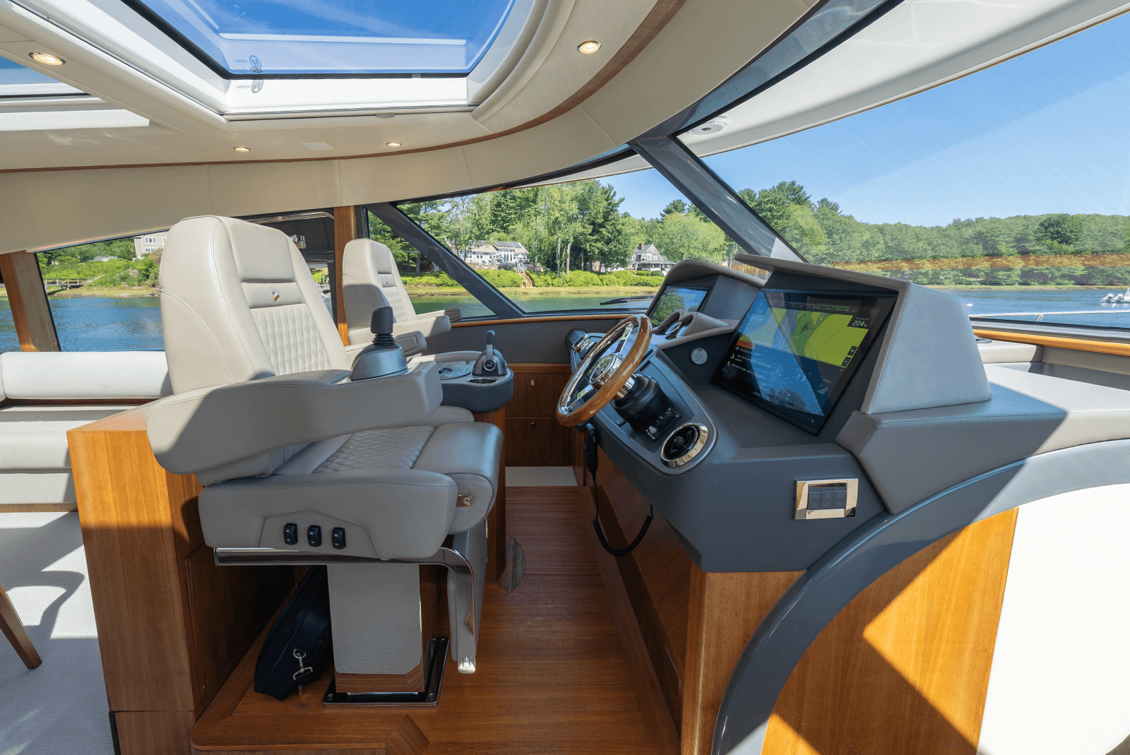 2023 Belize 66 Sedan - Photo 29