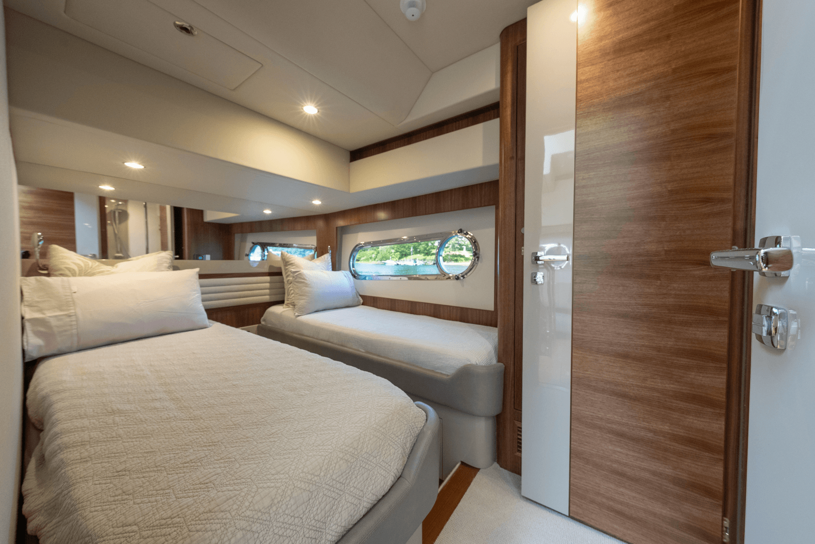 2023 Belize 66 Sedan - Photo 41