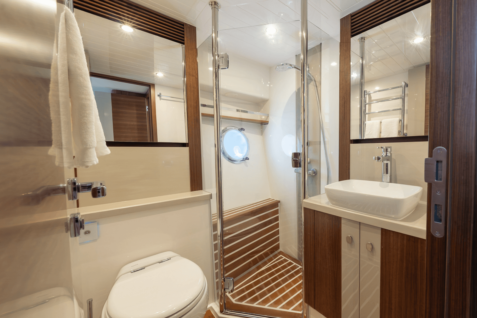 2023 Belize 66 Sedan - Photo 42