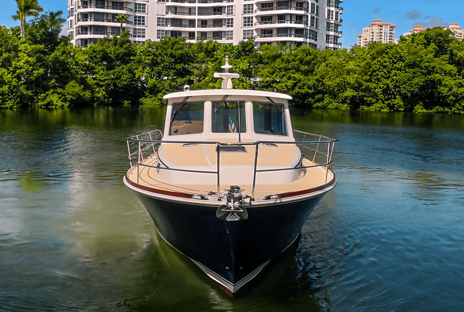 2019 Sabre 42 Salon Express - Photo 2