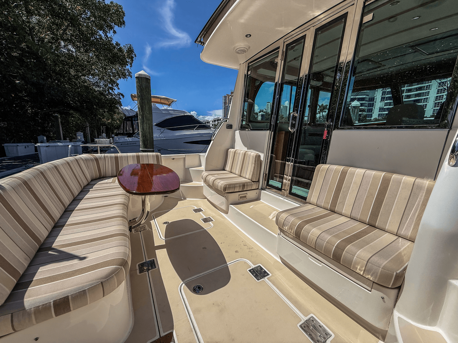 2019 Sabre 42 Salon Express - Photo 6