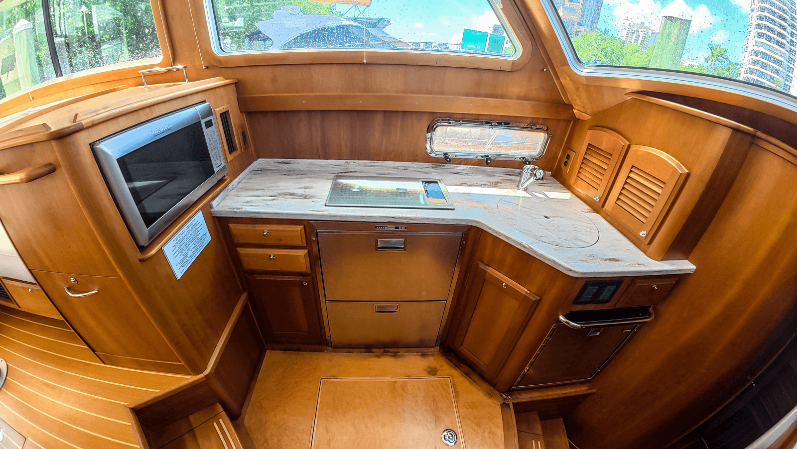 2019 Sabre 42 Salon Express - Photo 16