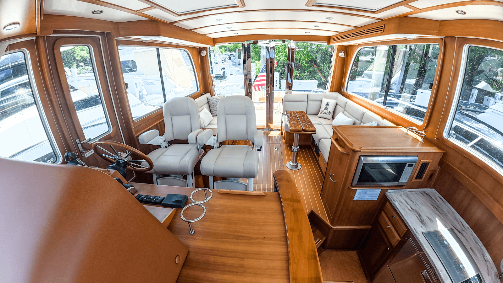 2019 Sabre 42 Salon Express - Photo 13
