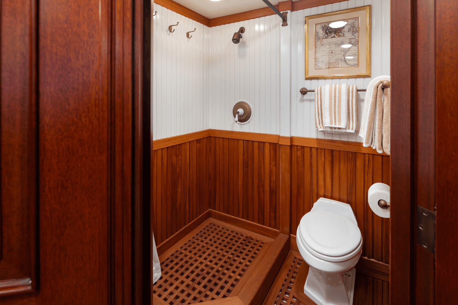 1989 Delta Marine Flybridge Motoryacht - Photo 67