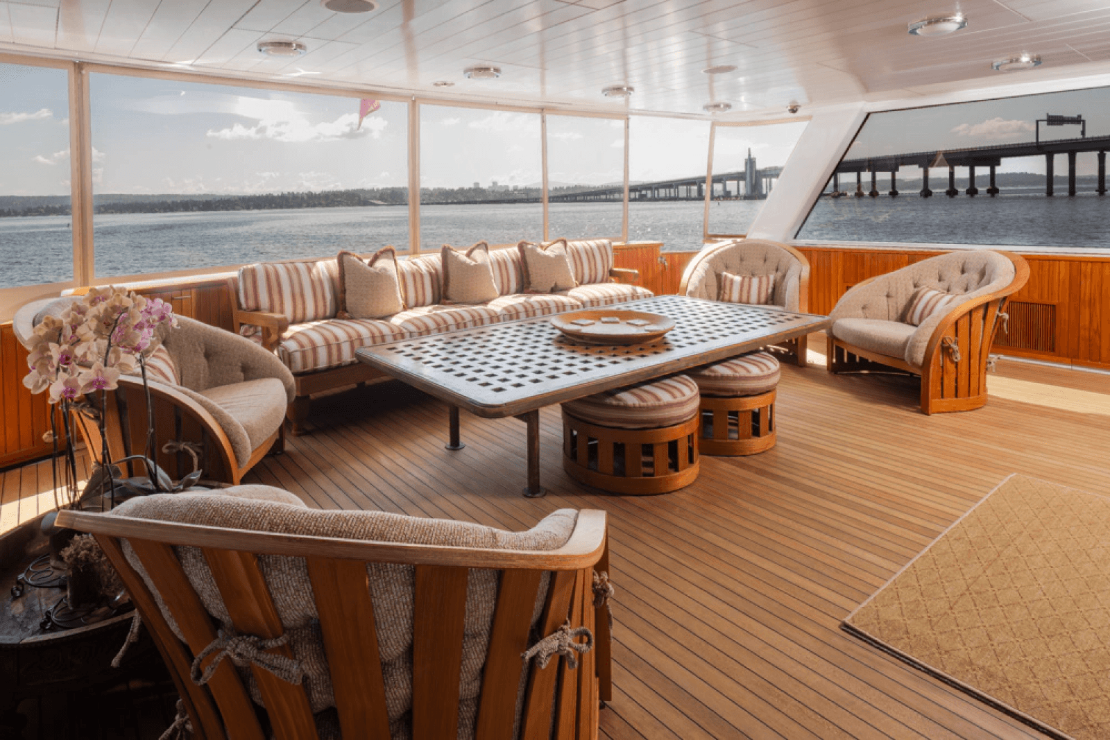1989 Delta Marine Flybridge Motoryacht - Photo 28