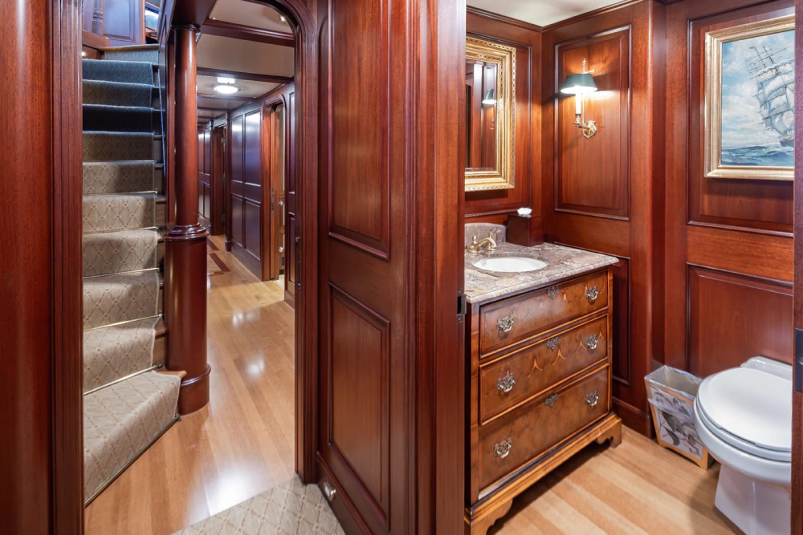 1989 Delta Marine Flybridge Motoryacht - Photo 43