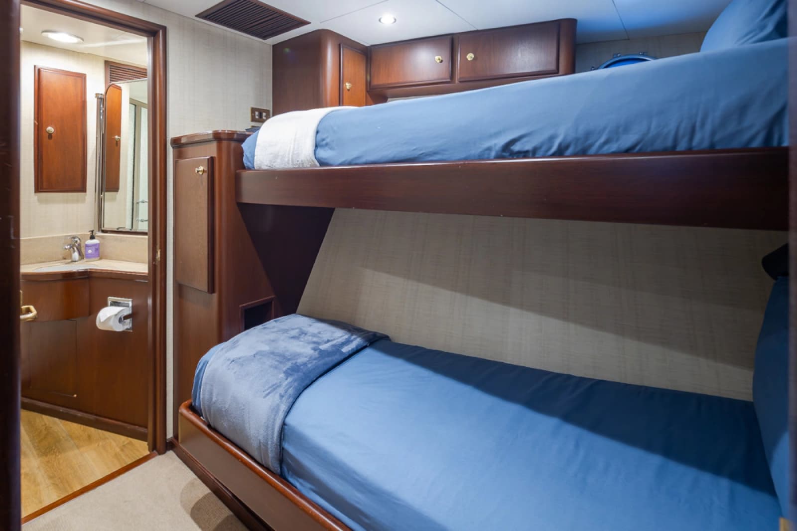 1989 Delta Marine Flybridge Motoryacht - Photo 84