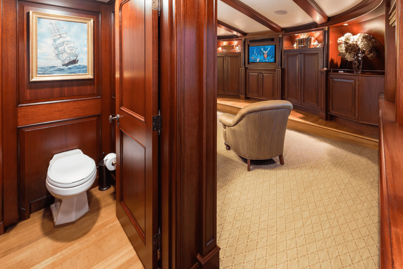 1989 Delta Marine Flybridge Motoryacht - Photo 45
