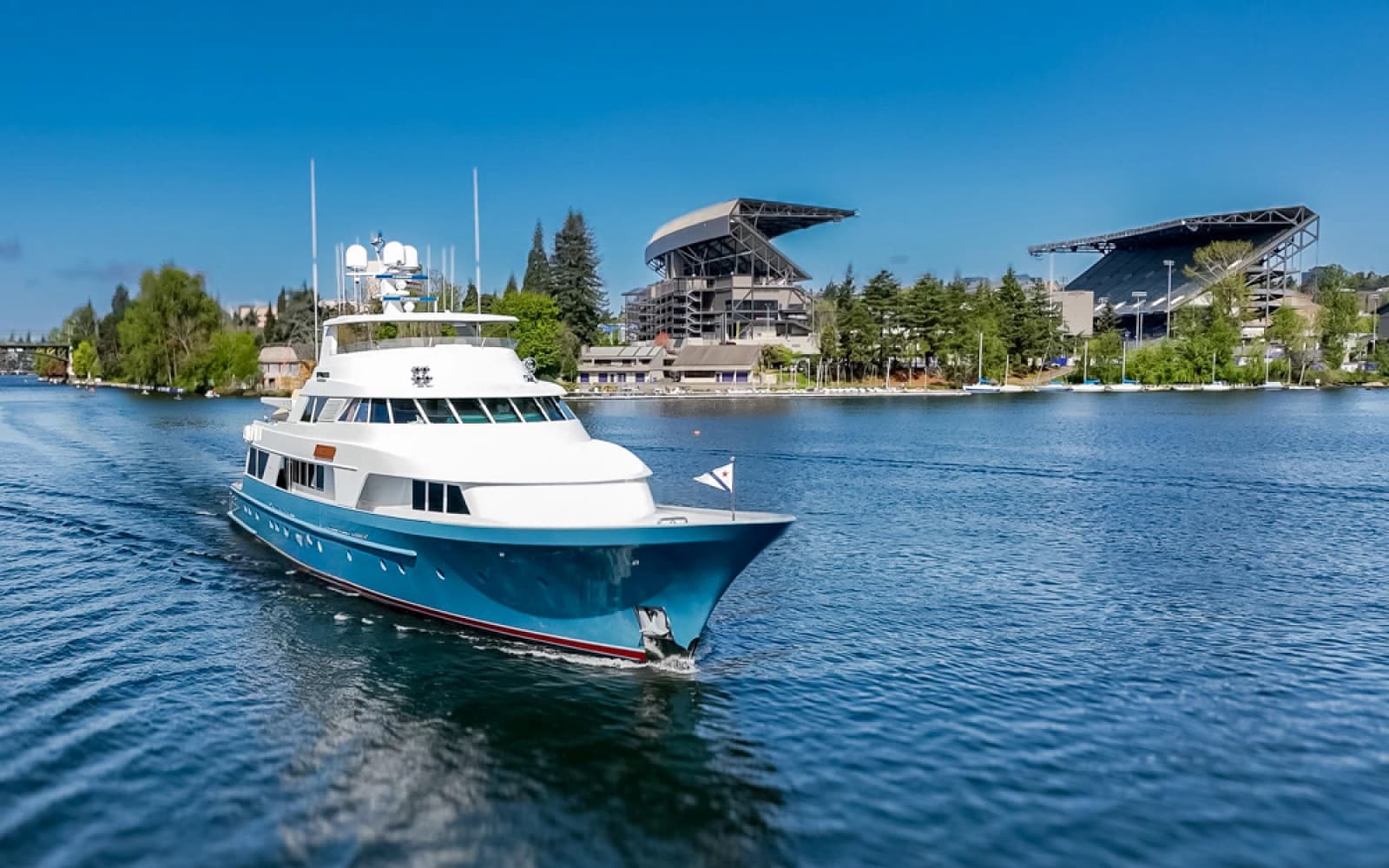 1989 Delta Marine Flybridge Motoryacht - Photo 3