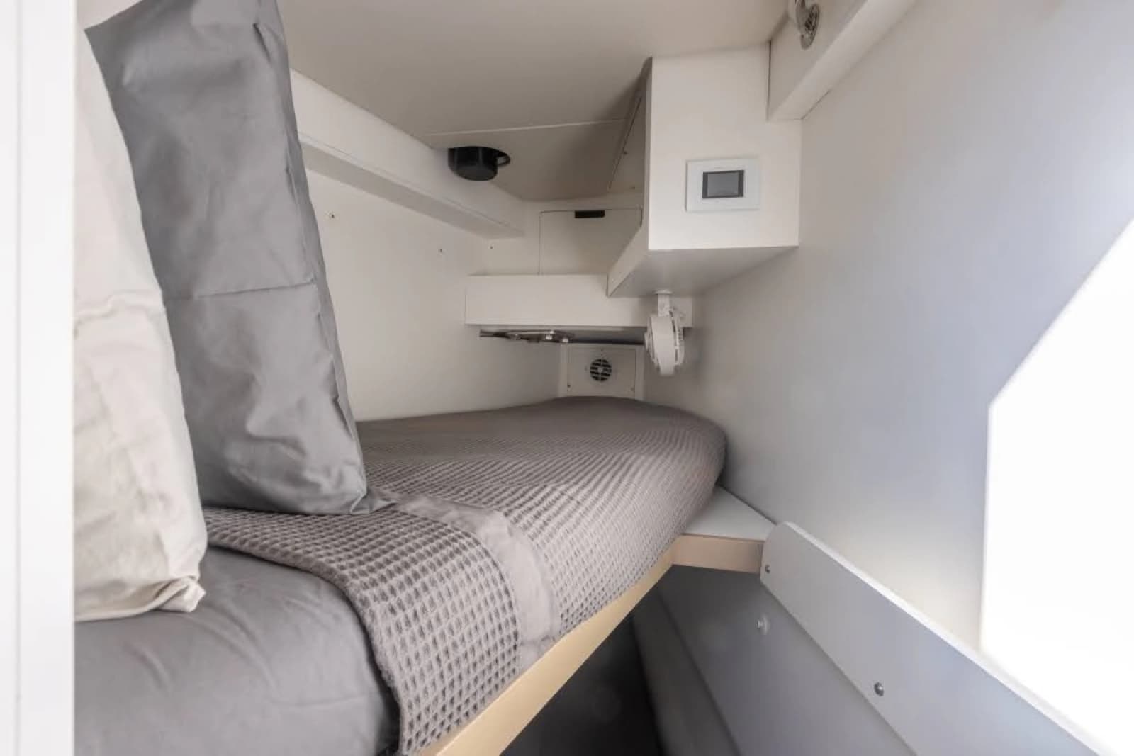 2020 Lagoon Sixty 7 - Photo 45