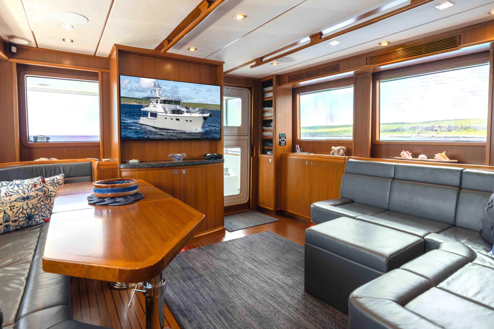2022 Nordhavn N63 - Photo 14