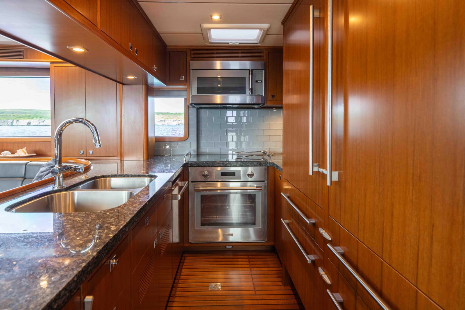 2022 Nordhavn N63 - Photo 16