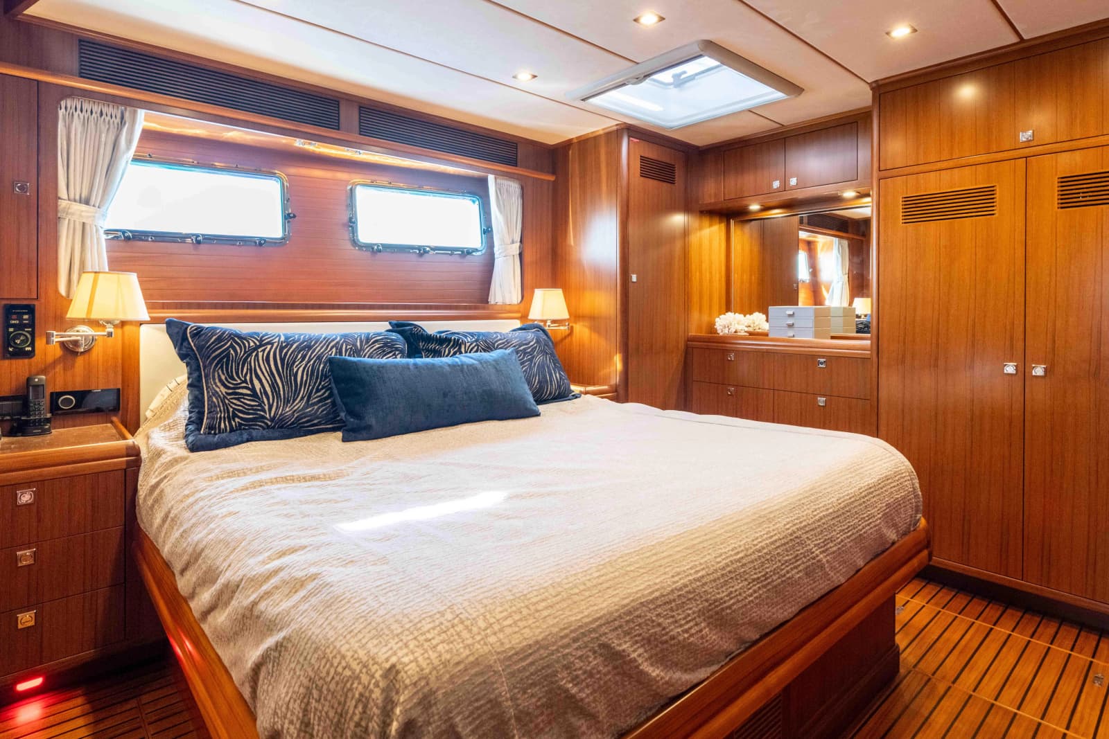 2022 Nordhavn N63 - Photo 18