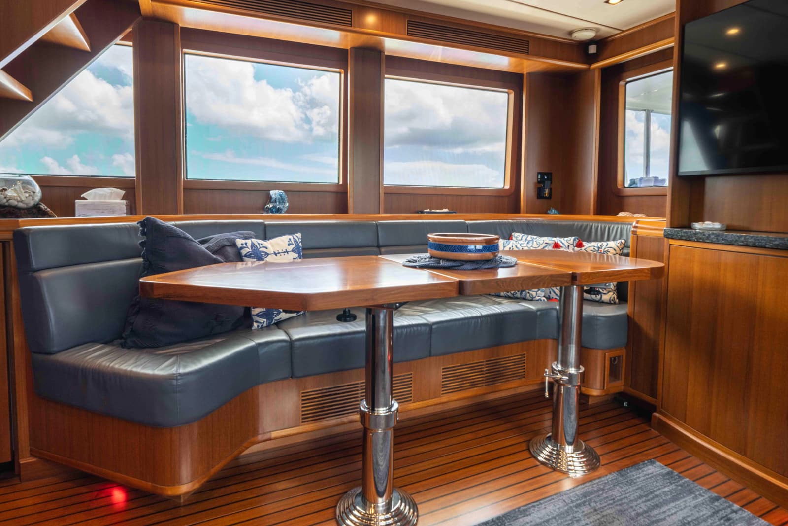 2022 Nordhavn N63 - Photo 13