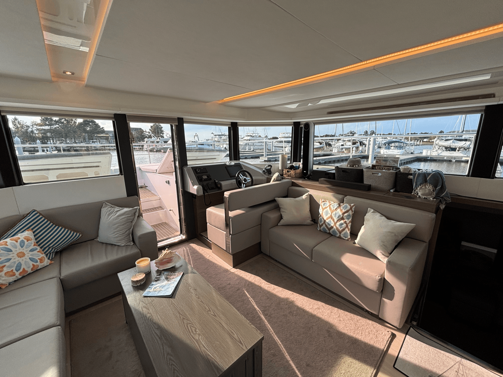 2023 Leopard 53 Powercat - Photo 14