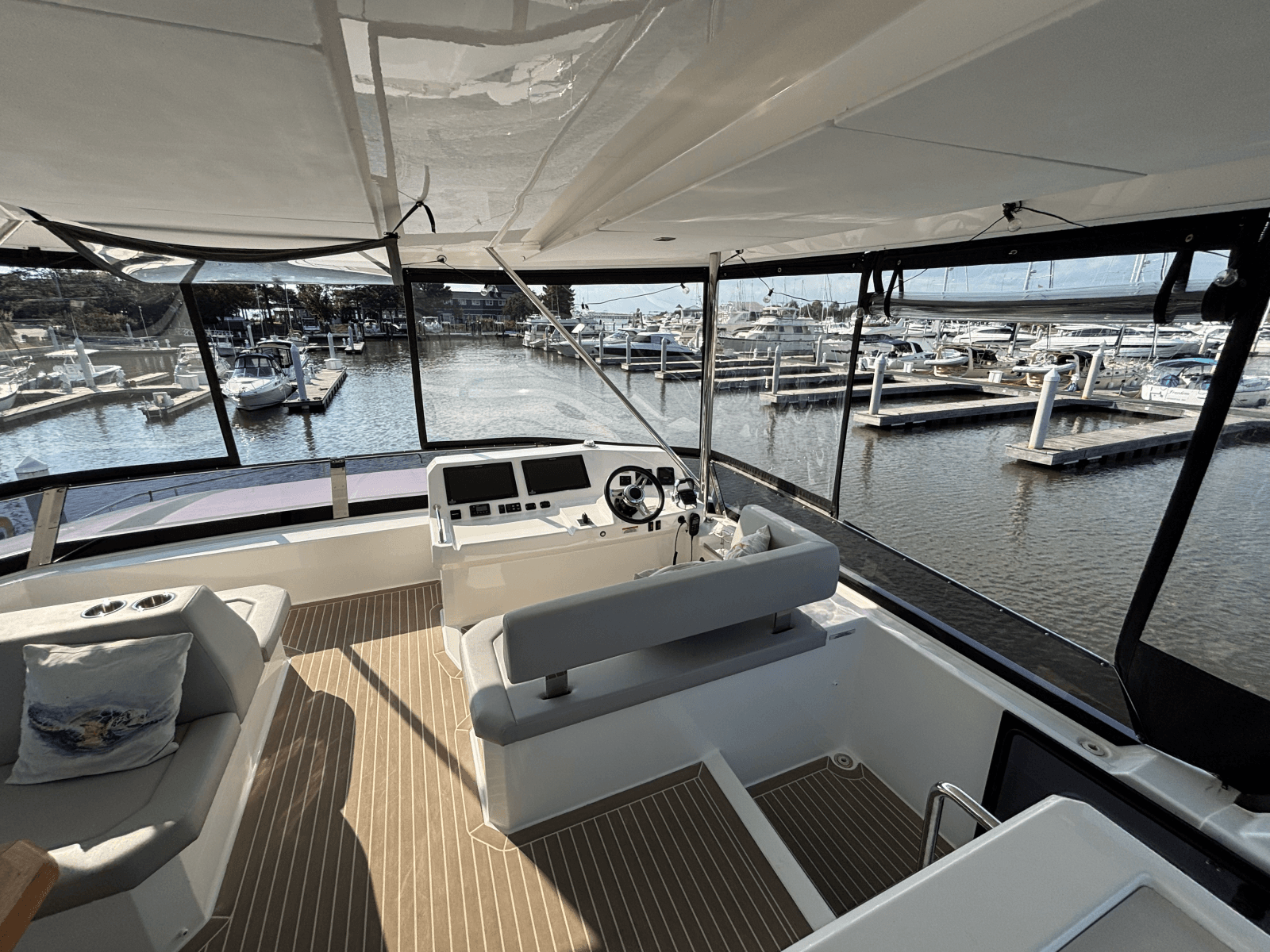 2023 Leopard 53 Powercat - Photo 18