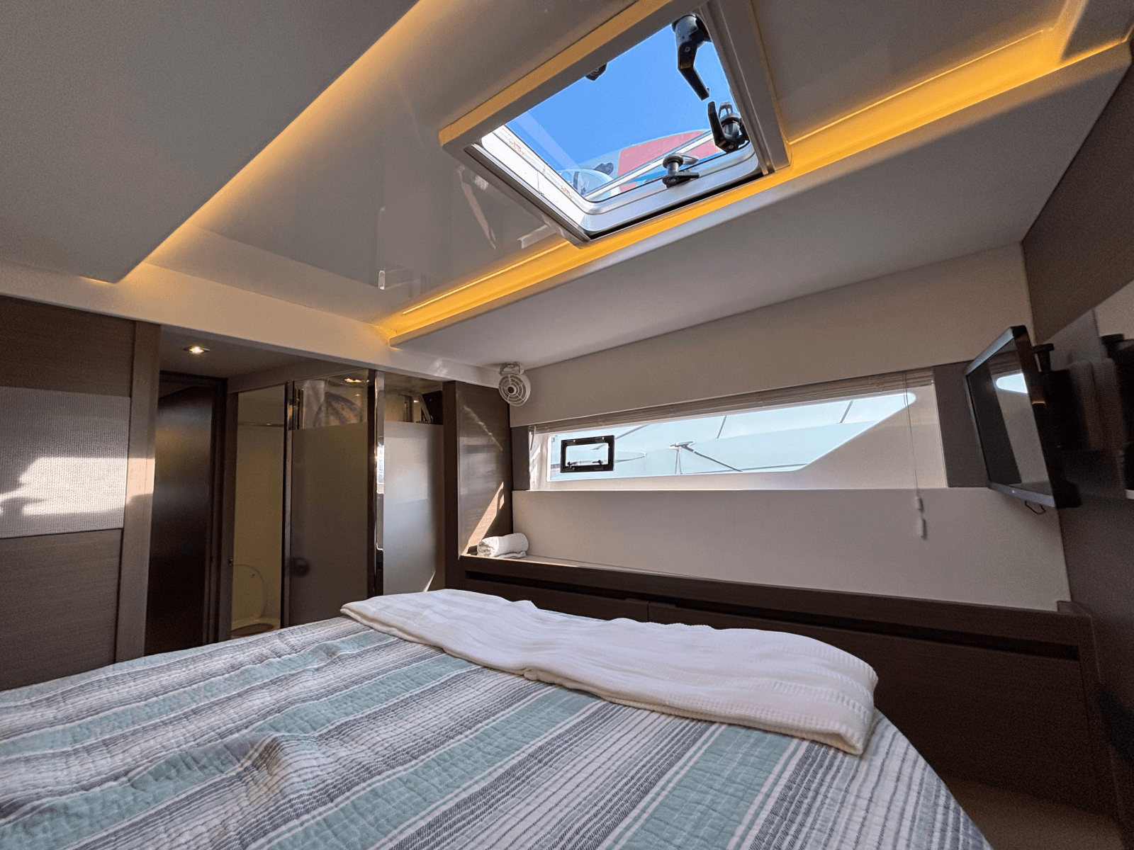 2023 Leopard 53 Powercat - Photo 32