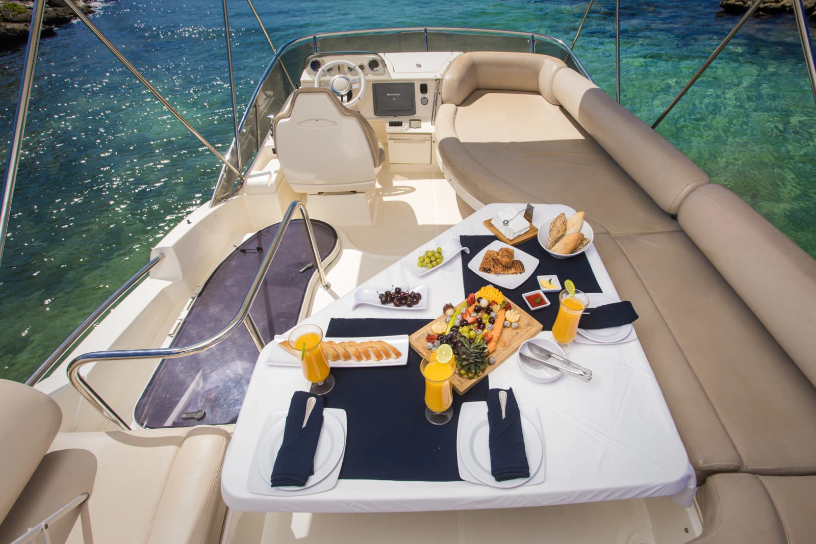 2006 Azimut 43 - Photo 8