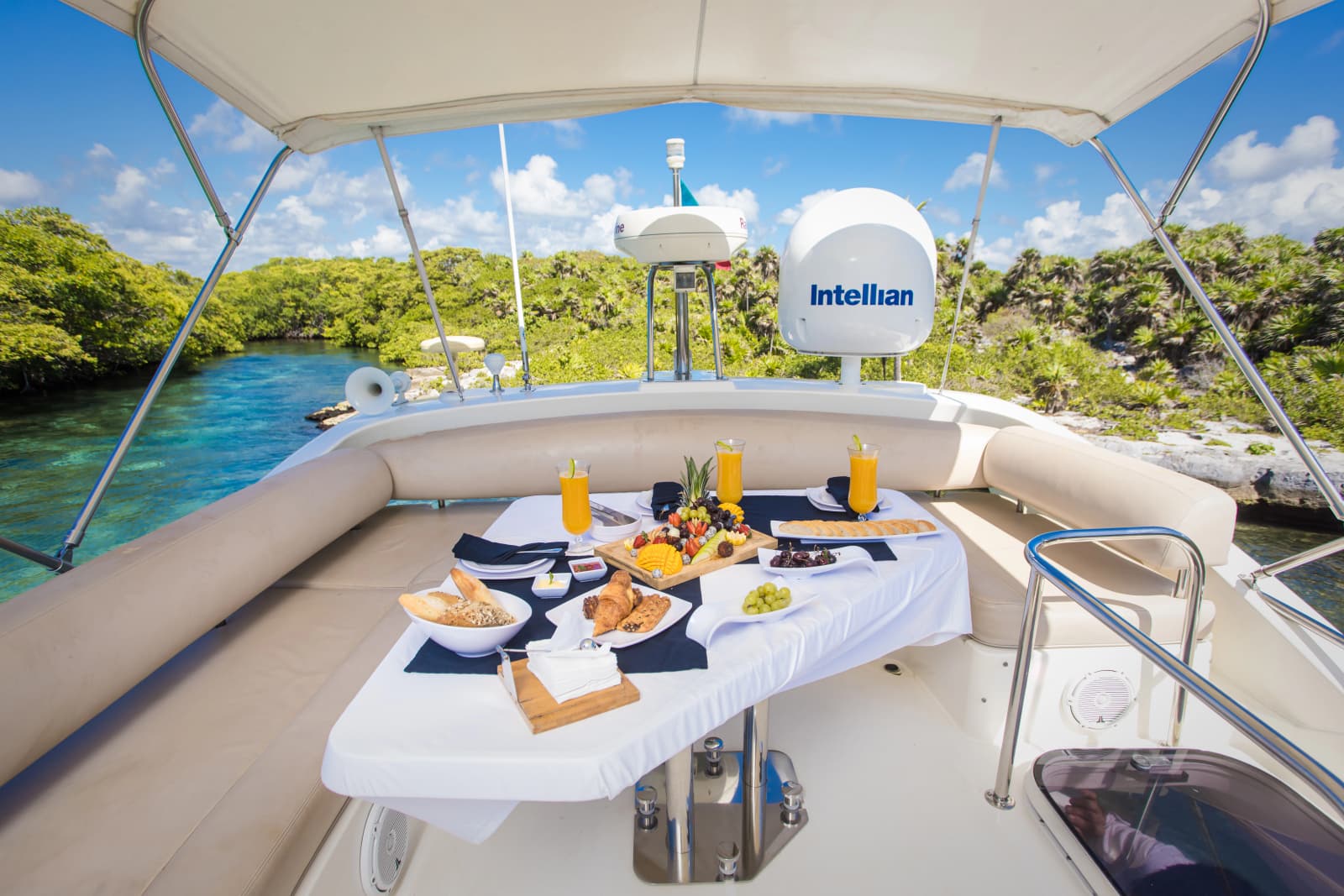 2006 Azimut 43 - Photo 9