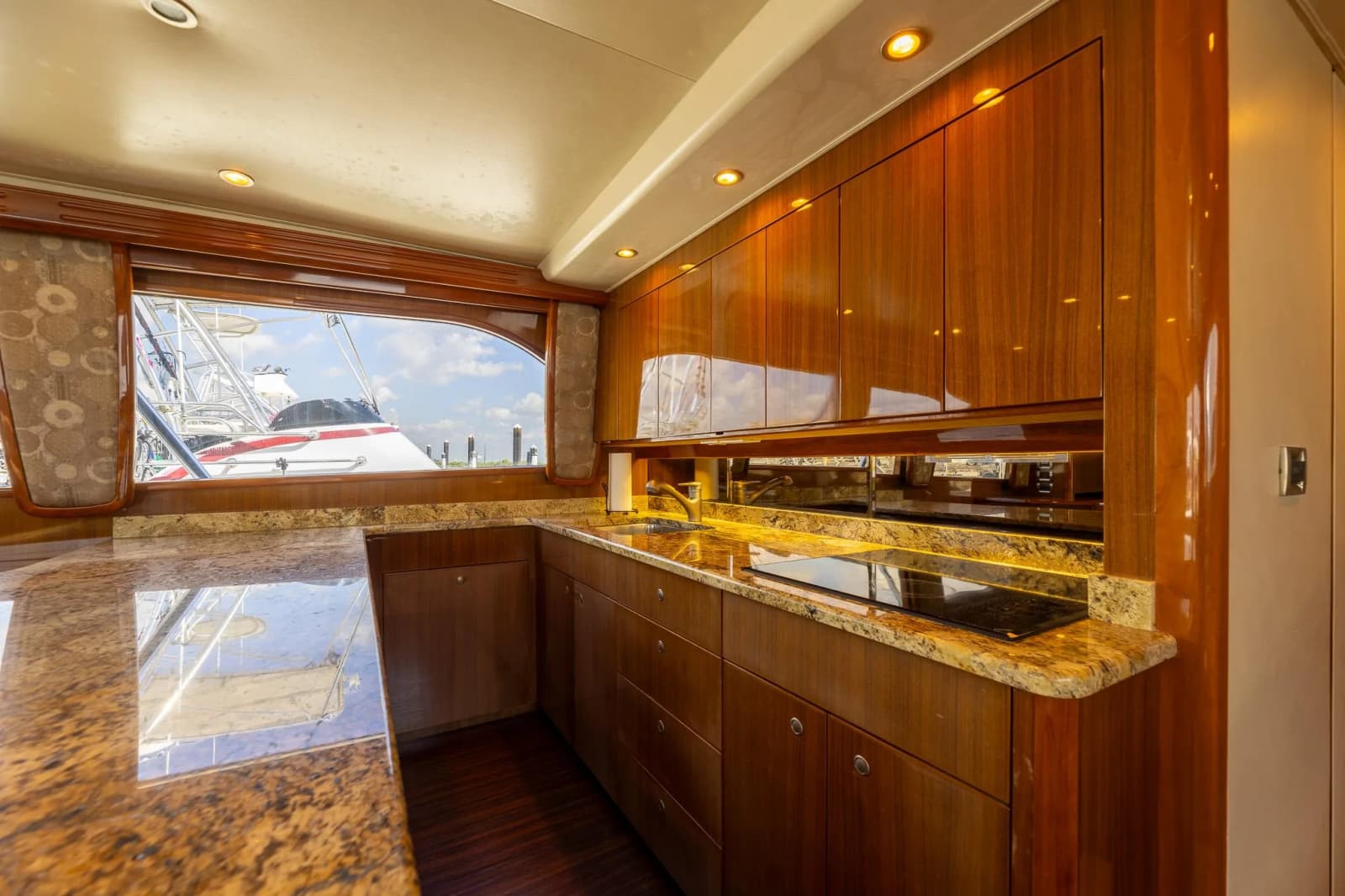 2008 Viking 54 Sport Fisher - Photo 26
