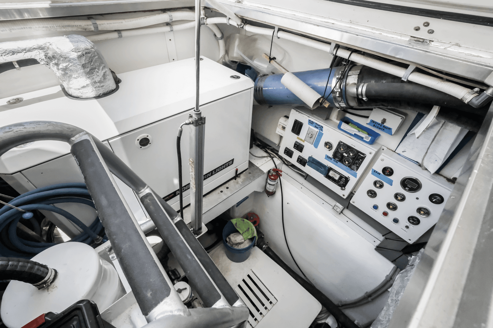 2000 Custom Power Catamaran - Photo 34