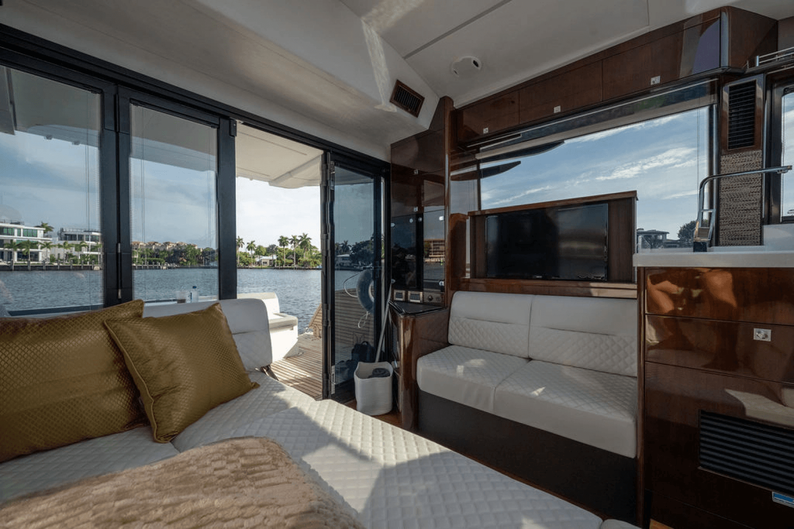 2022 Galeon 410 HTC - Photo 16
