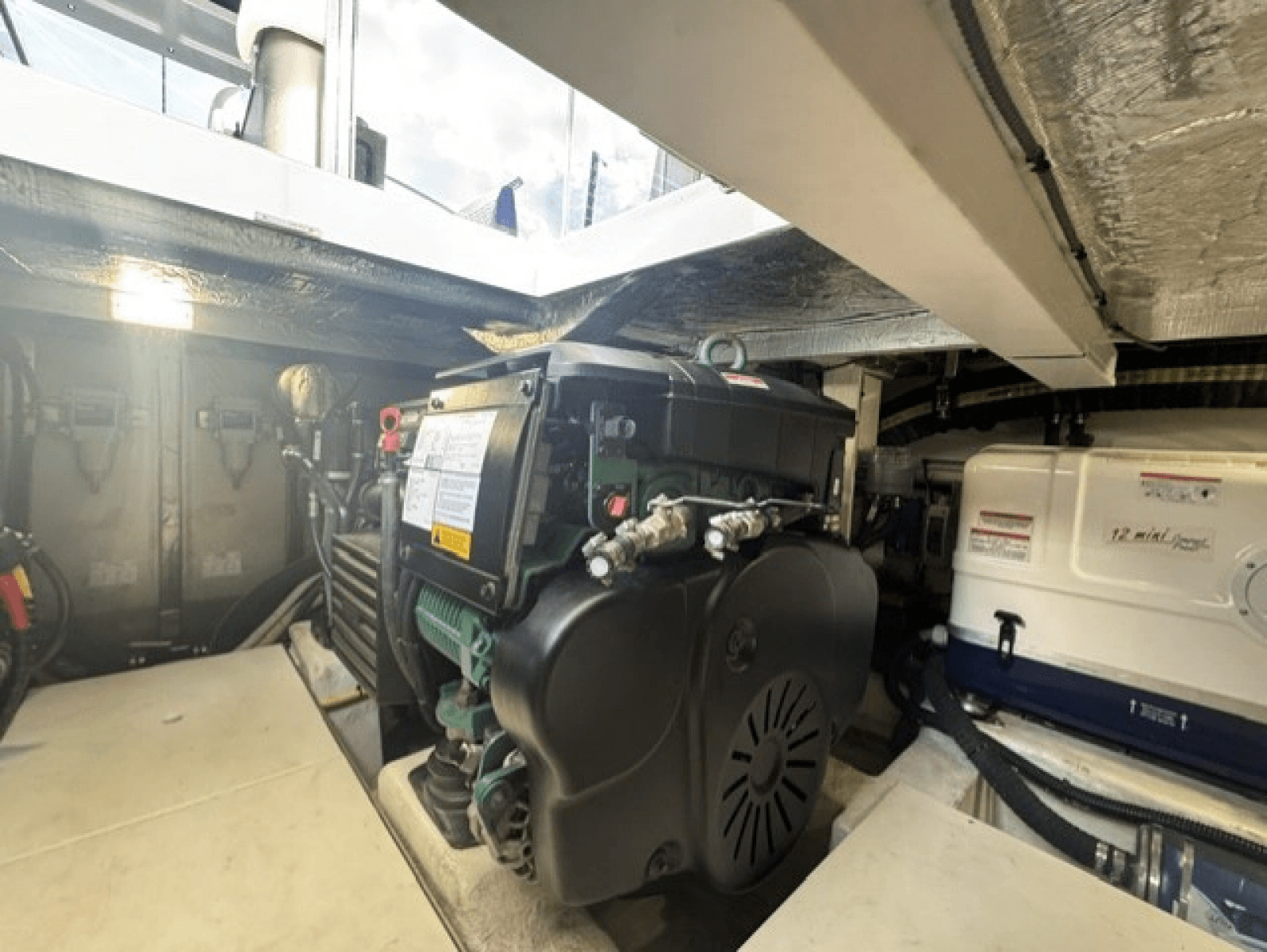 2022 Galeon 410 HTC - Photo 32