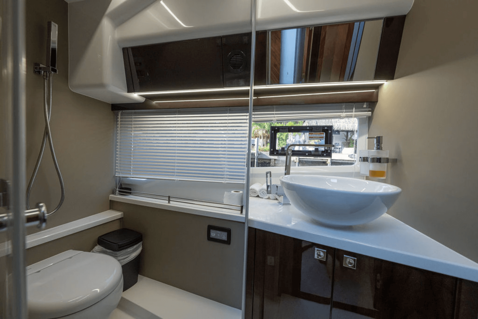 2022 Galeon 410 HTC - Photo 29