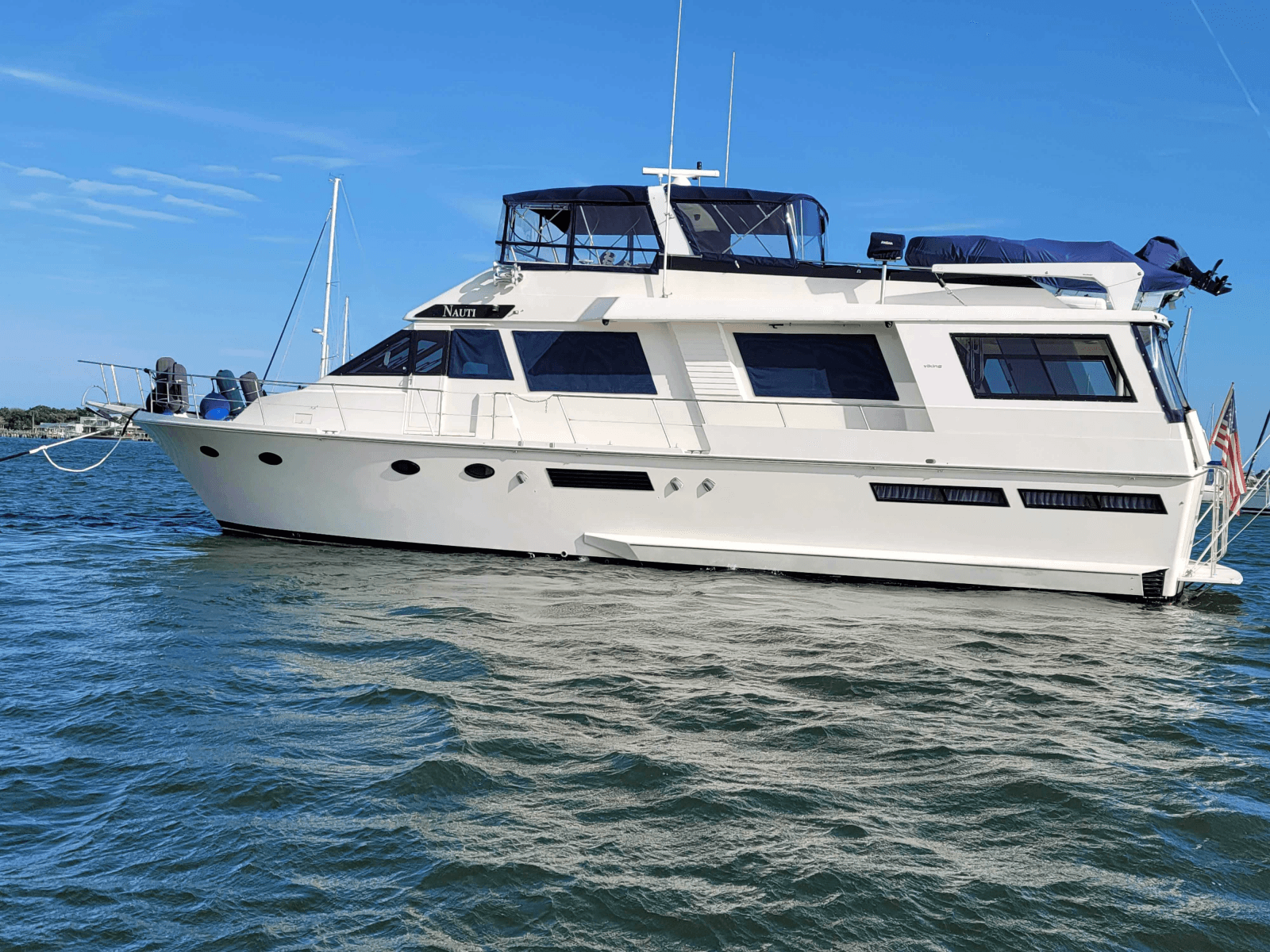 1990 Viking 63 Motor Yacht - Photo 3