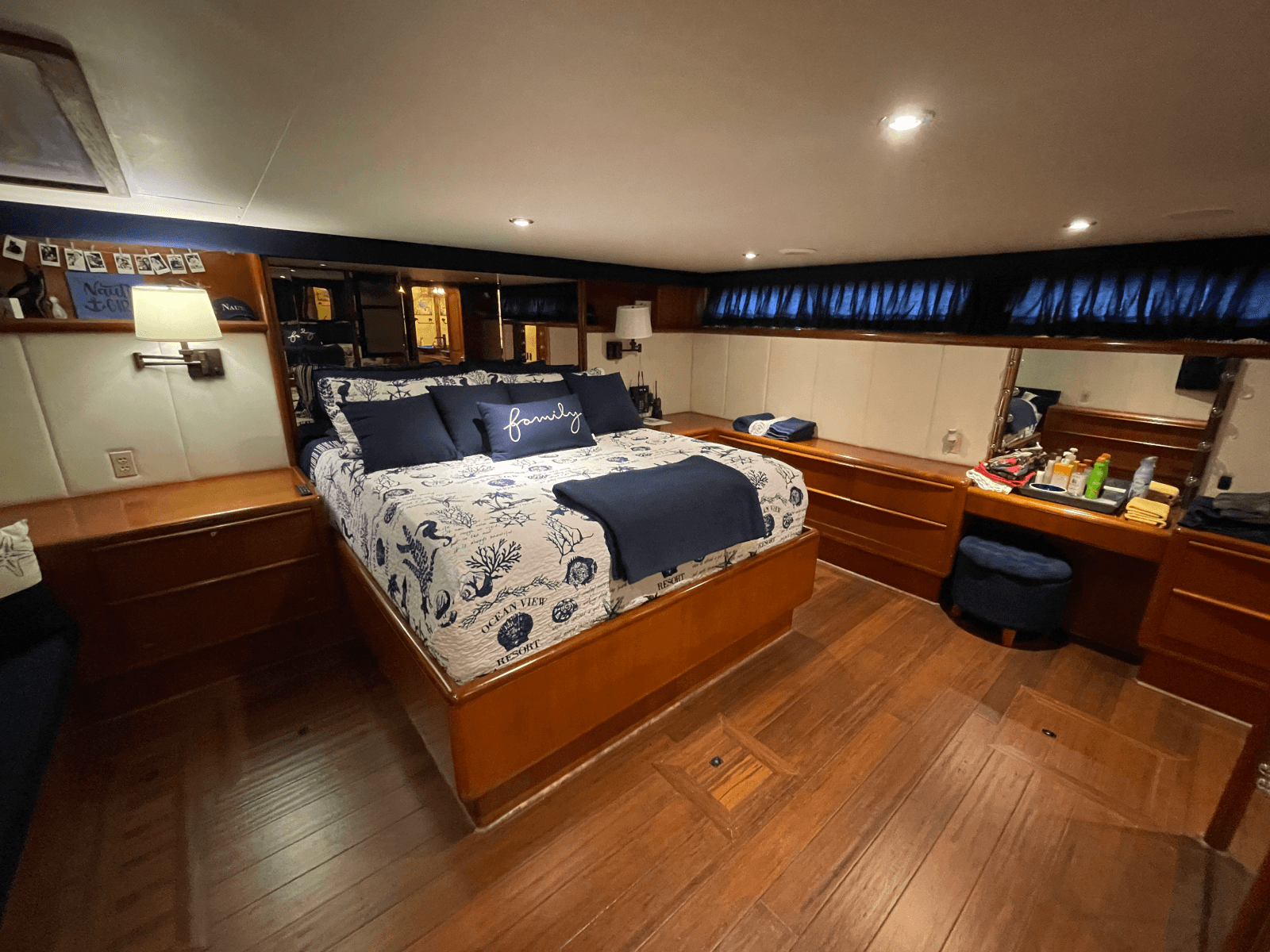1990 Viking 63 Motor Yacht - Photo 34