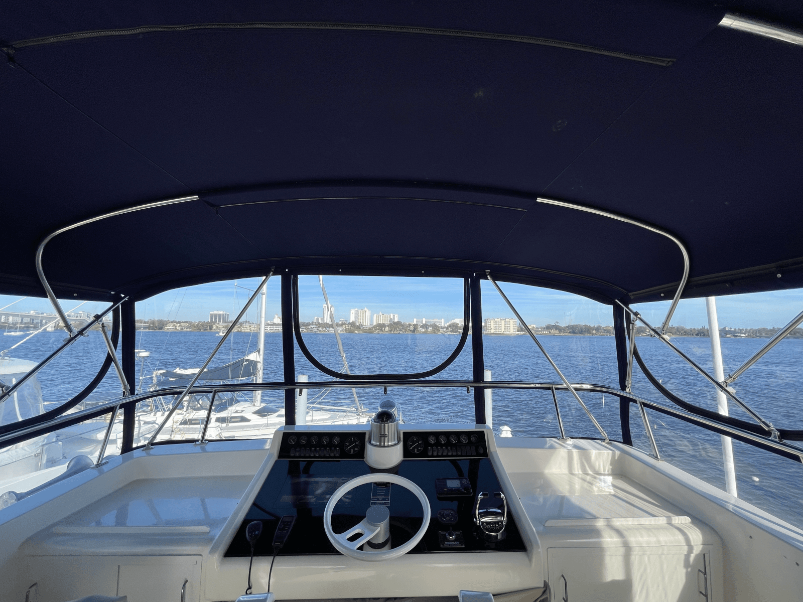1990 Viking 63 Motor Yacht - Photo 13