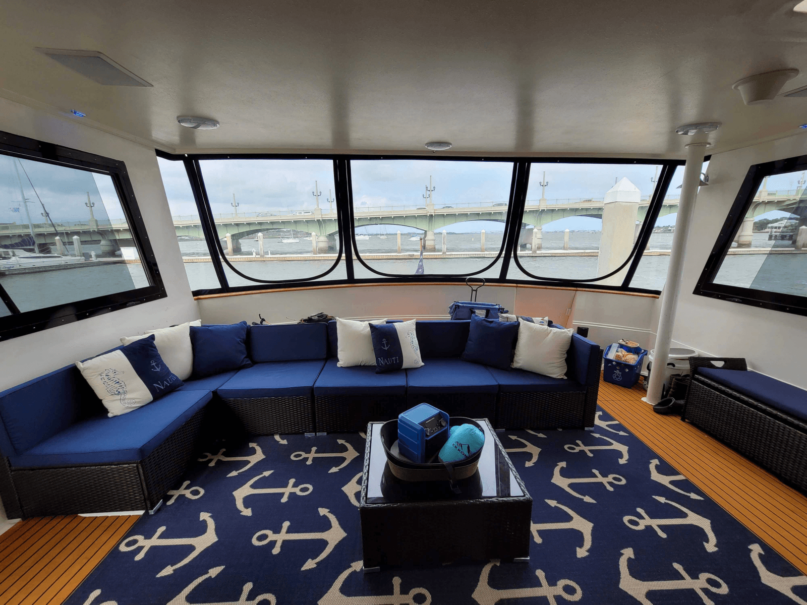1990 Viking 63 Motor Yacht - Photo 8