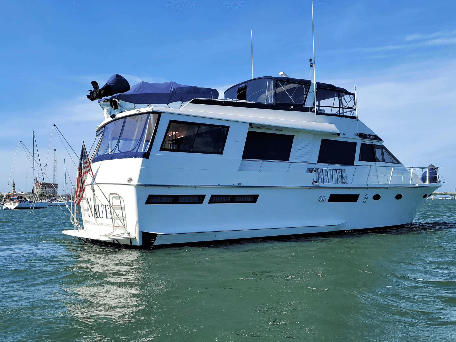 1990 Viking 63 Motor Yacht - Photo 4