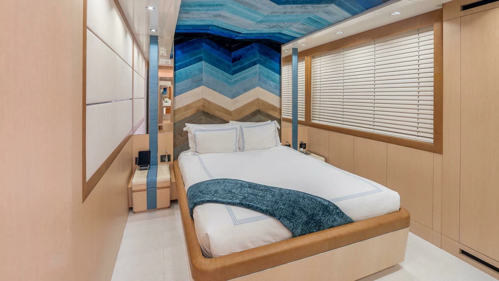 2017 Mangusta Oceano 42 - Photo 38