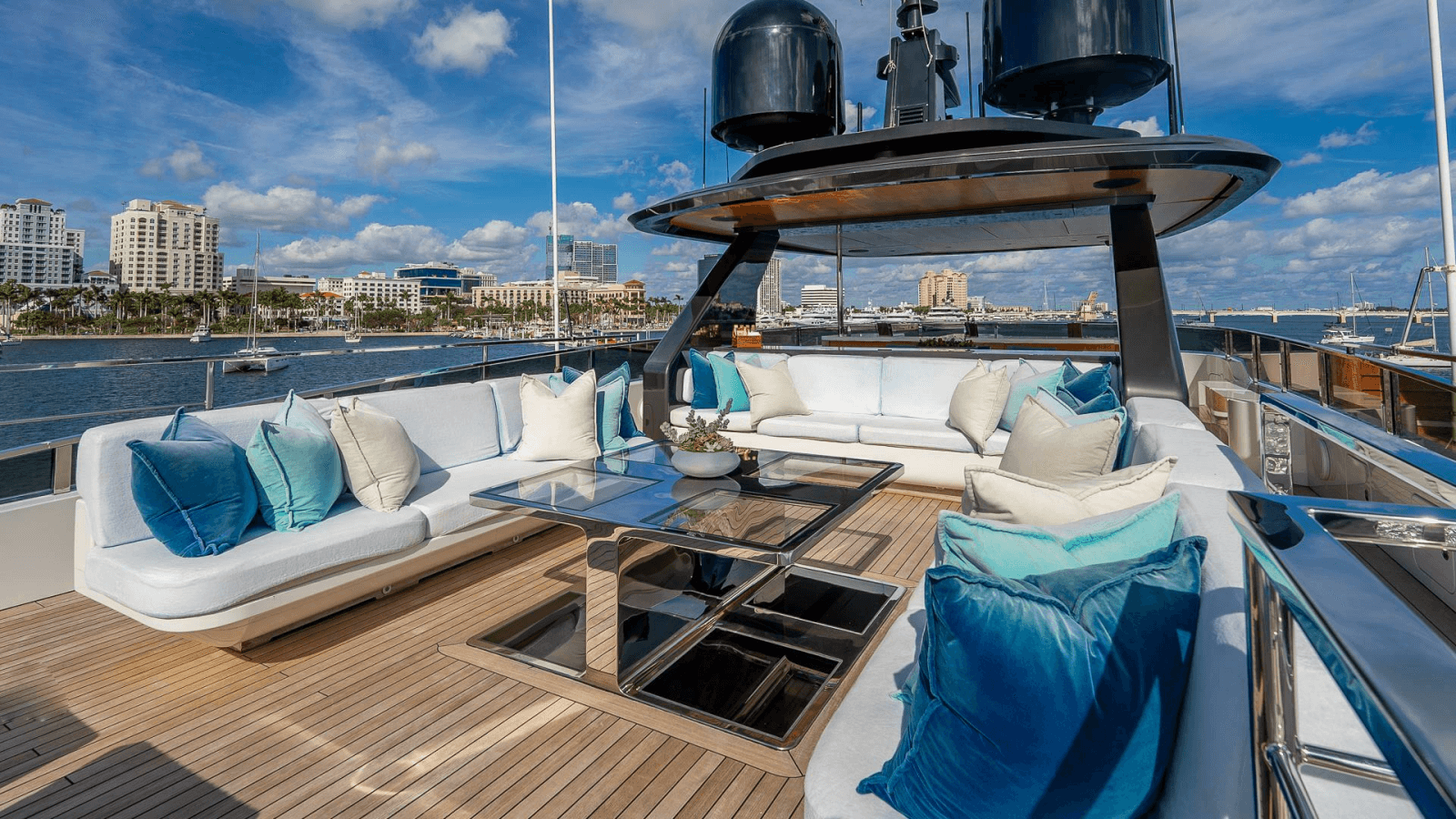 2017 Mangusta Oceano 42 - Photo 31
