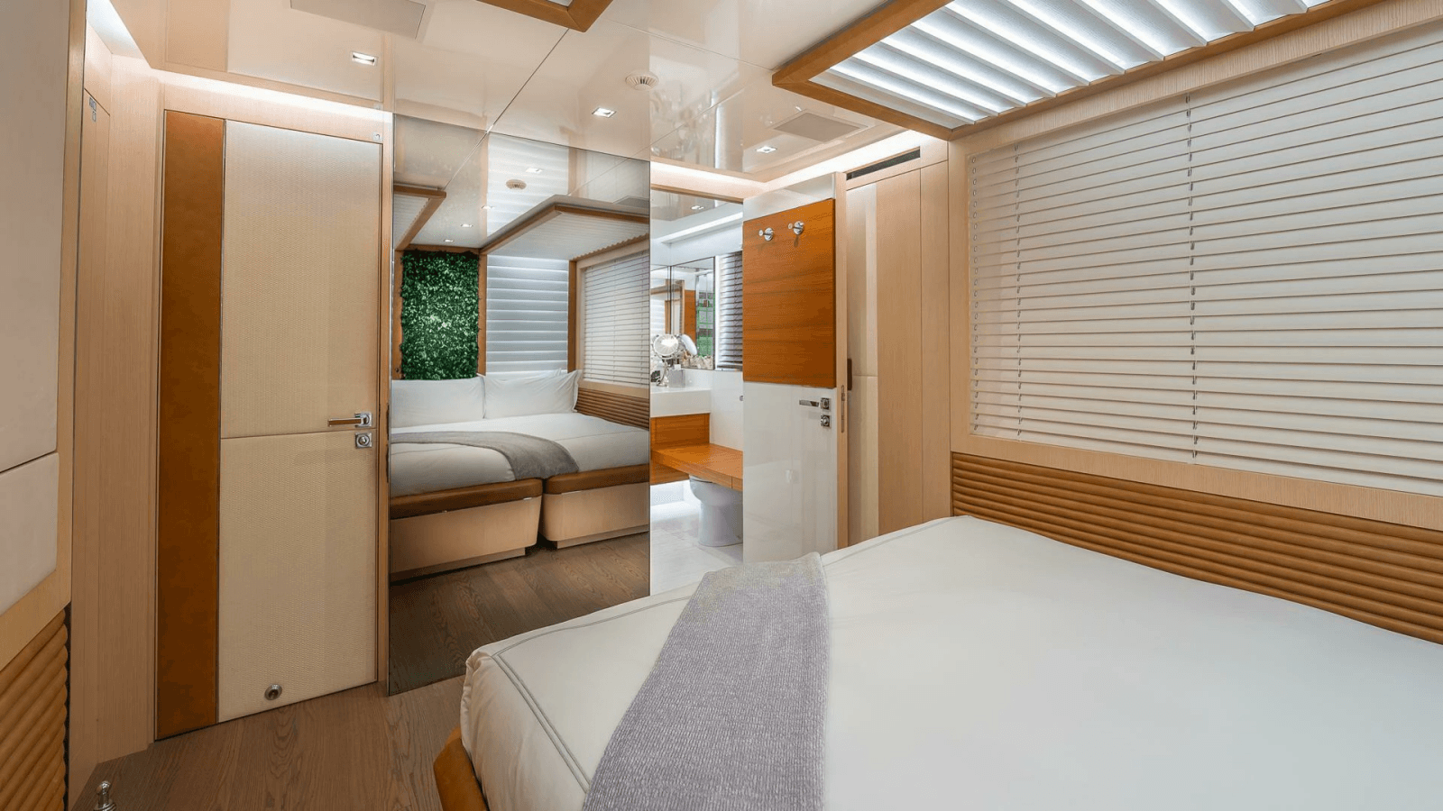 2017 Mangusta Oceano 42 - Photo 44