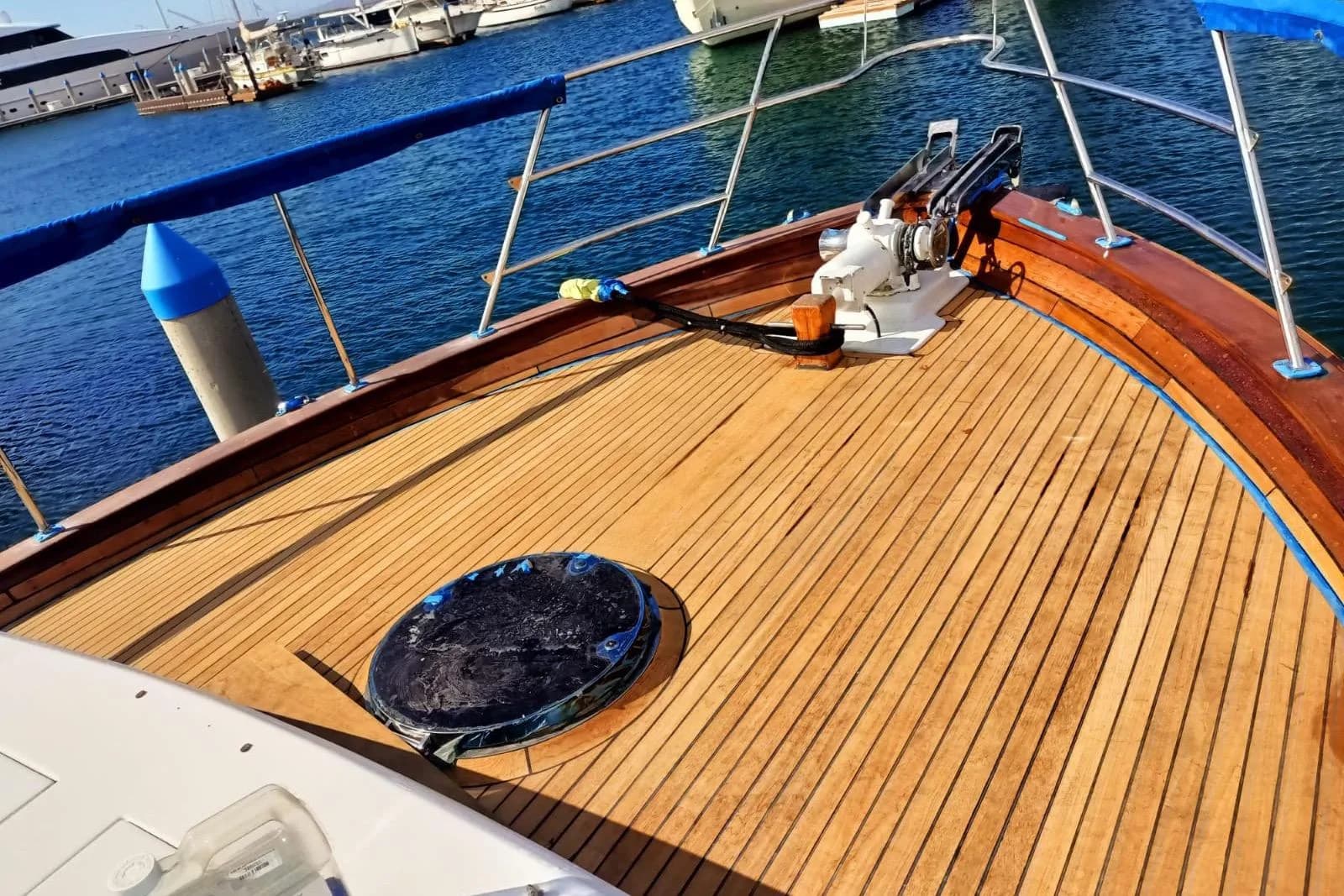 1966 Chris-Craft 57 Constellation - Photo 24