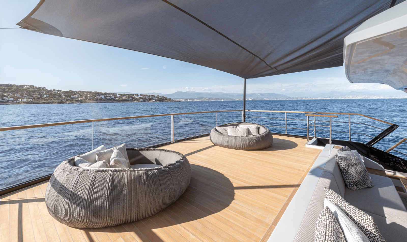 2026 Numarine 30XP - Photo 14