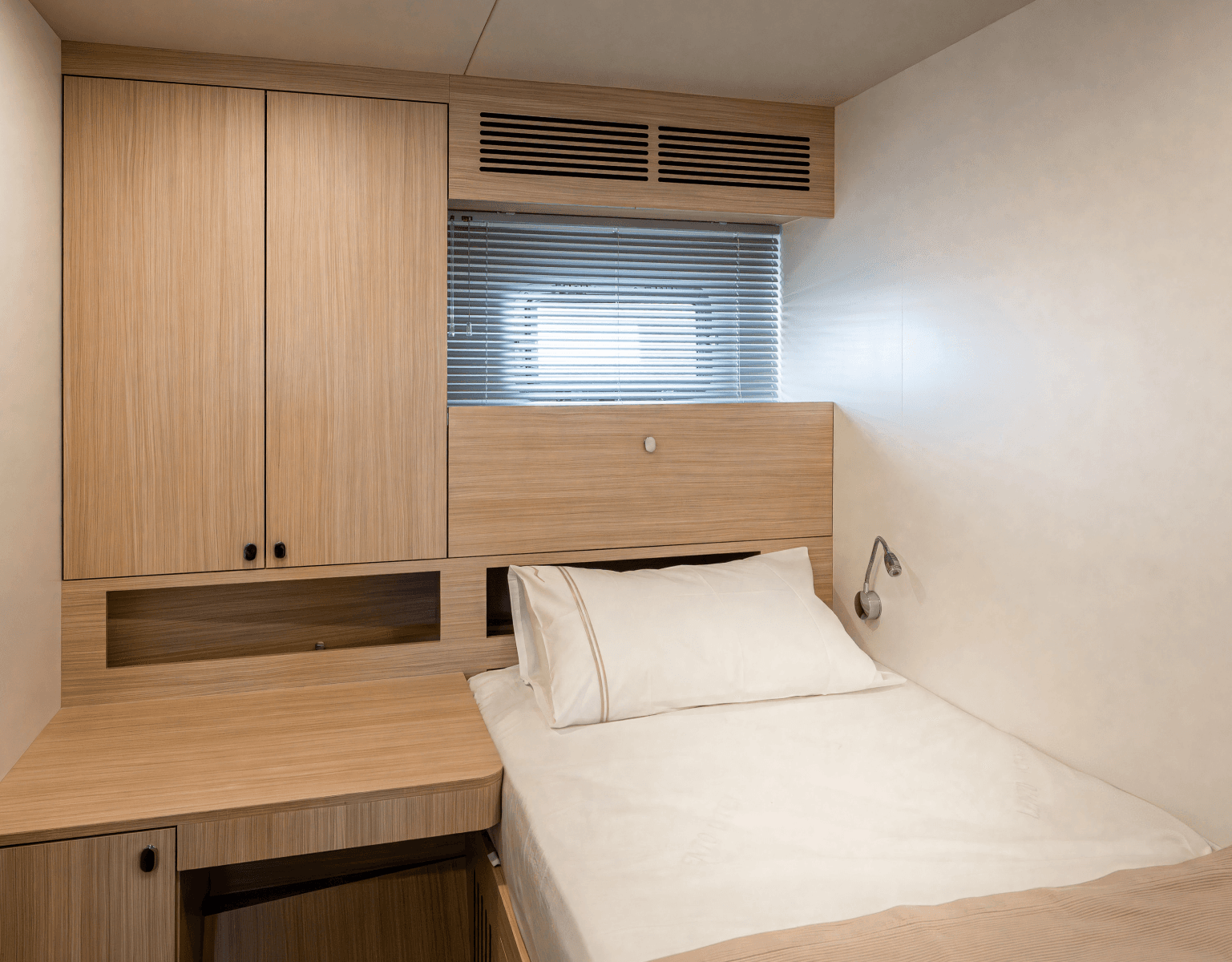 2026 Numarine 30XP - Photo 88