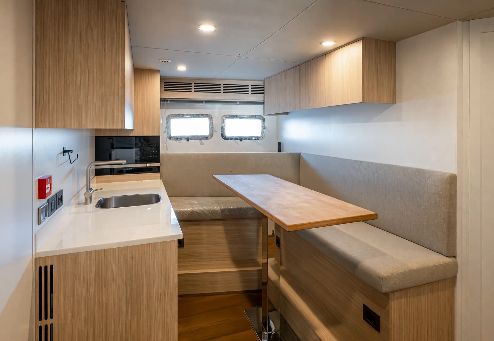 2026 Numarine 30XP - Photo 87