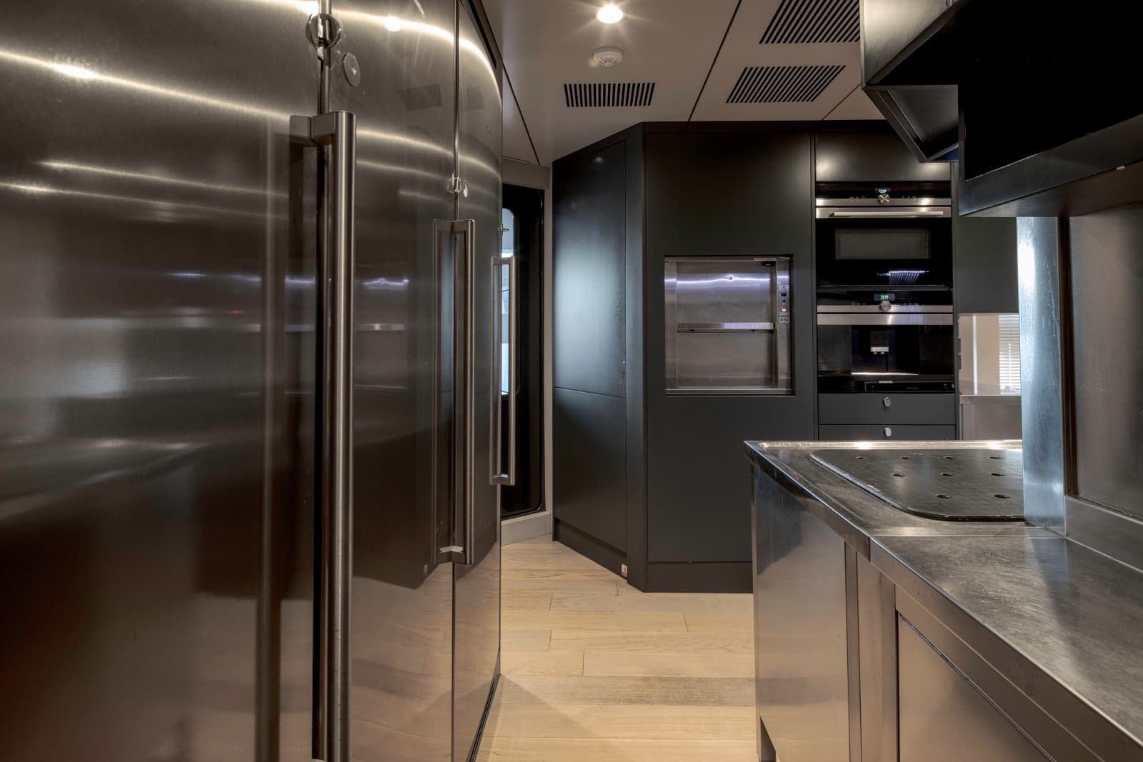 2027 Numarine 32XP - Photo 90