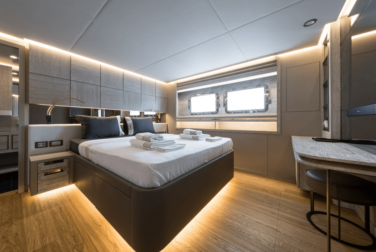 2027 Numarine 32XP - Photo 26