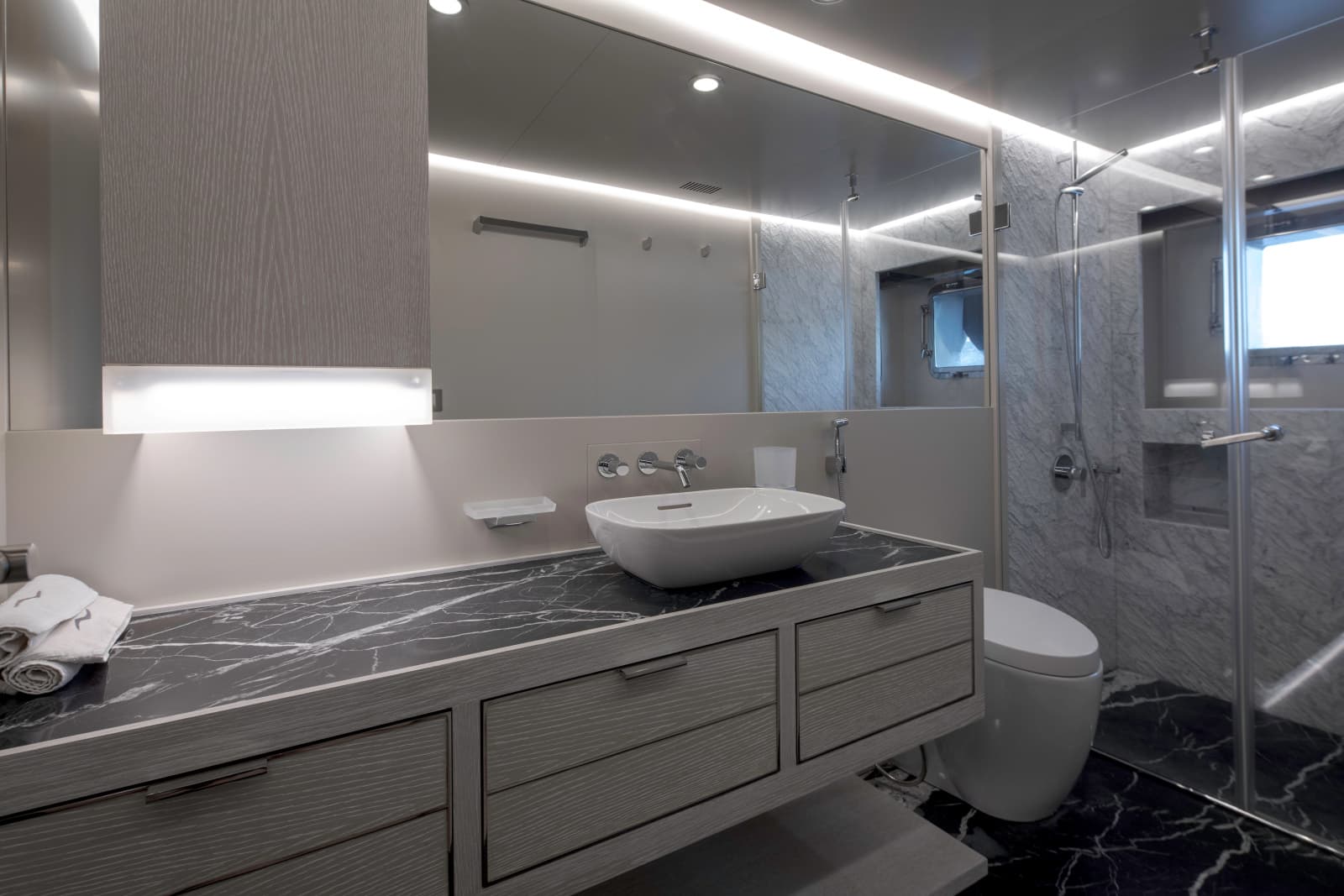 2027 Numarine 32XP - Photo 84