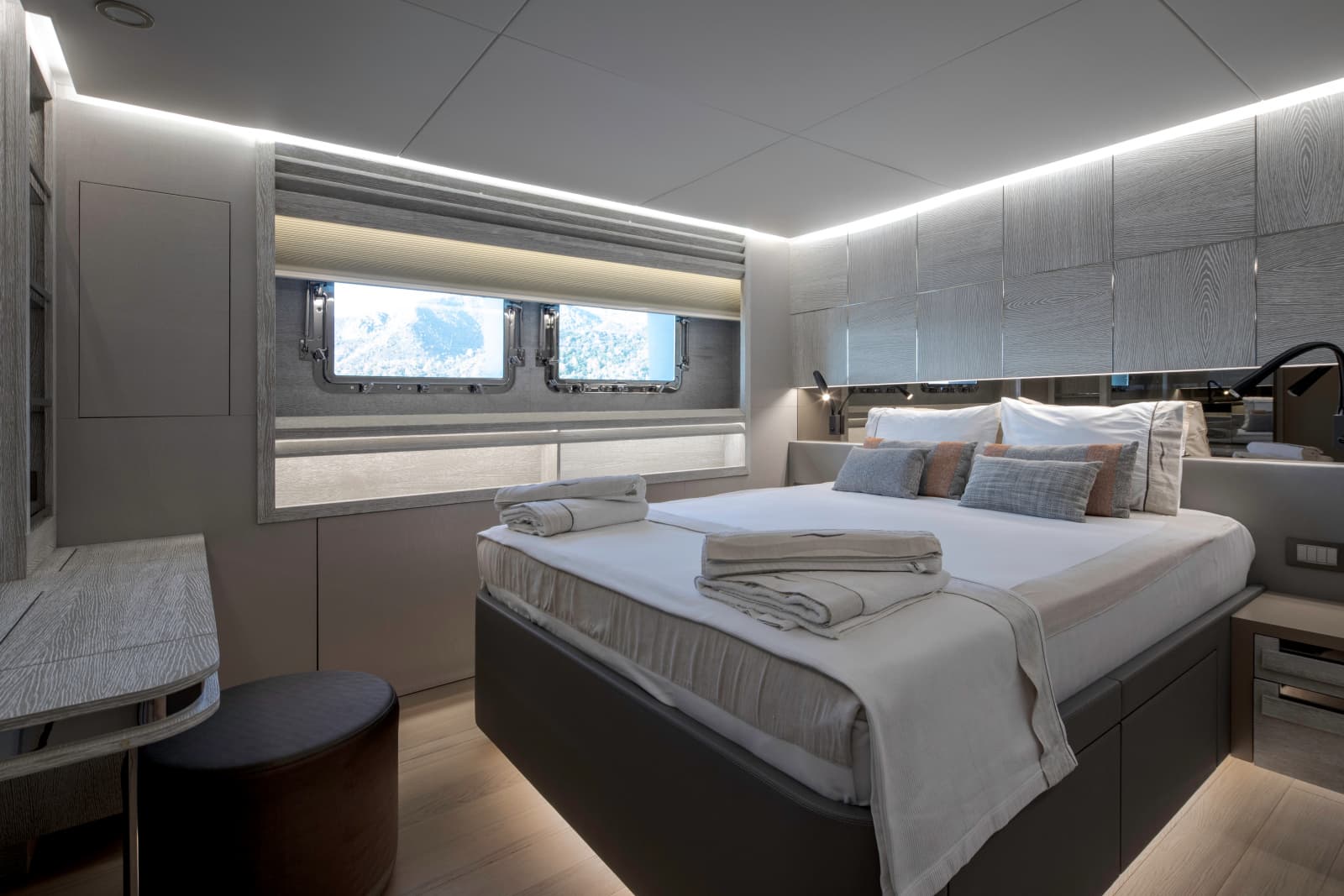 2027 Numarine 32XP - Photo 85