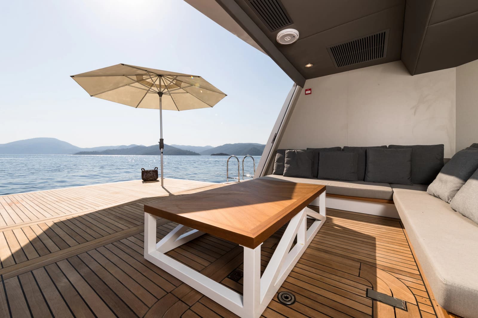 2027 Numarine 32XP - Photo 6