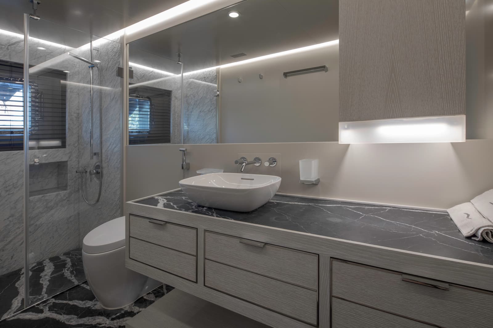 2027 Numarine 32XP - Photo 86